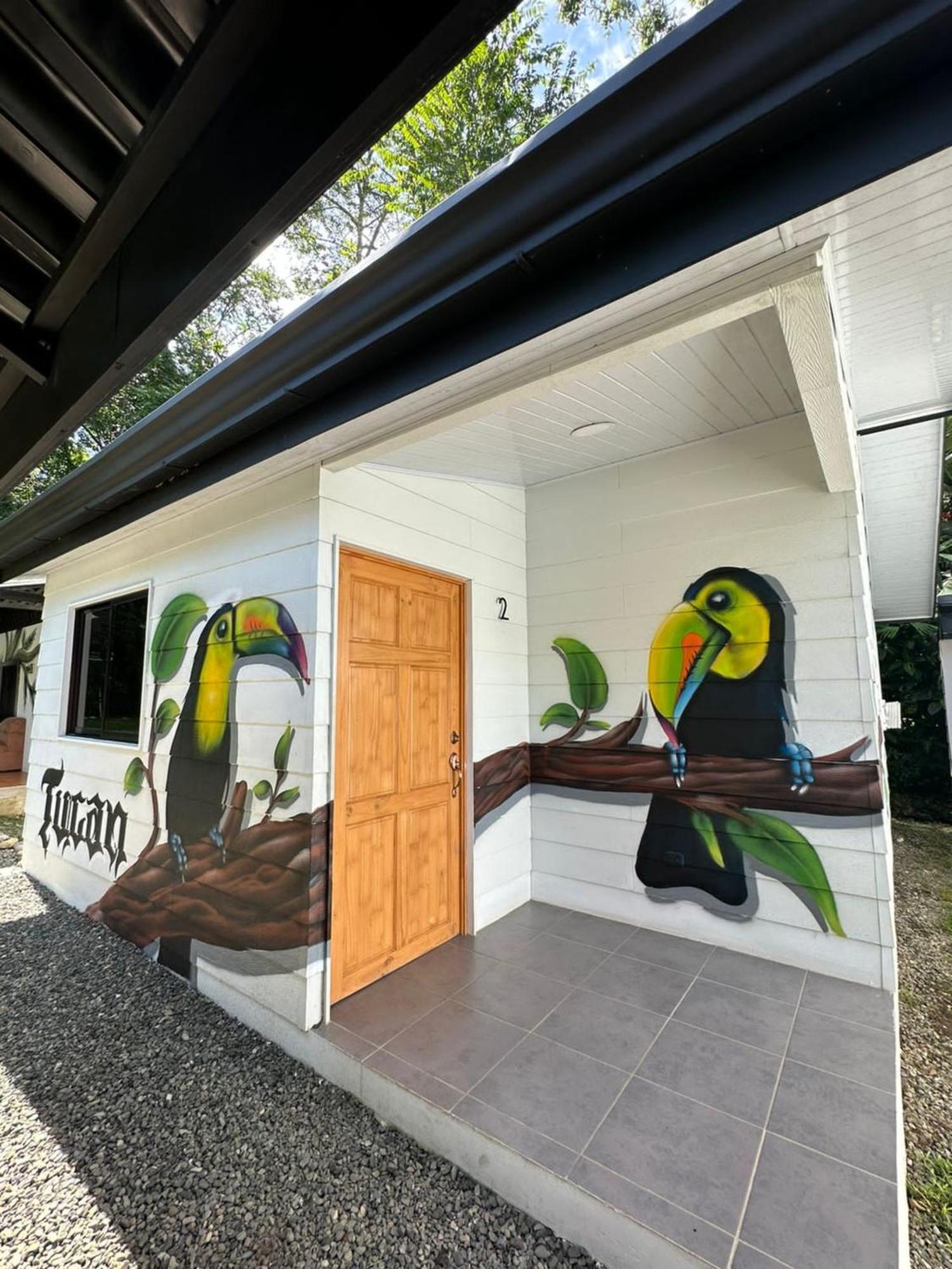 Bungalows Sloth Manzanillo  Eksteriør billede